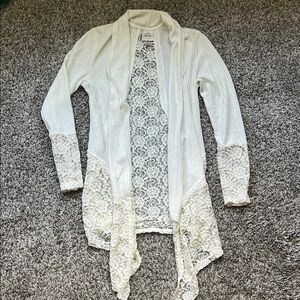 Elegant White Lace Trim Cardigan